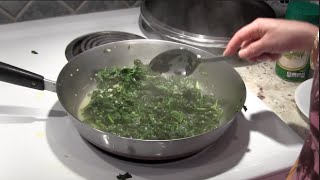 HOW TO MAKE SPINACH WITH GARLIC AND OLIVE OIL Recipe  Learn Health Benefits Too [upl. by Allcot]