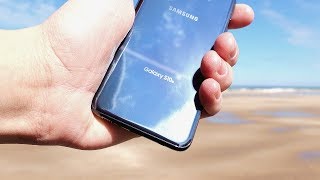 Samsung Galaxy S10e Full Review [upl. by Akciret516]