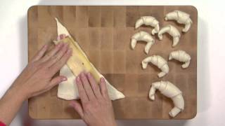 Instructievideo Croissants maken [upl. by Aicnarf]