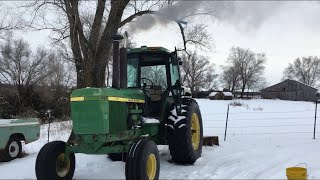 John Deere 4430 COLD START [upl. by Eiddam]