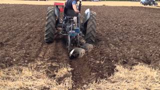 How to finish your ploughing the correct way Fergie class [upl. by Eilloh]