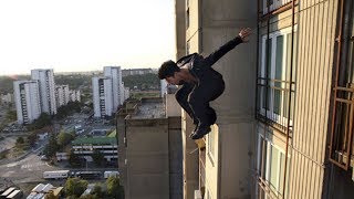 Distrito 13 Ultimatum 2009 David Belle Parkour Scene [upl. by Jaimie]