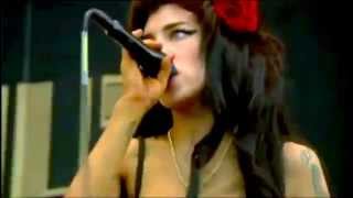 Amy Winehouse Laughing during singing REHAB [upl. by Spring]