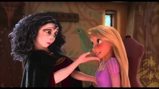 Voici la charmante Mère Gothel  Avec la voix dIsabelle Adjani I Disney [upl. by Casta]