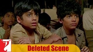 Deleted Scene1  Gunday  Tum Log Refugee Ho  Ranveer Singh  Arjun Kapoor [upl. by Aihsyt826]