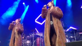 Ylvis  The Fox live Kolbotn [upl. by Imoen]