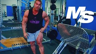 Jay Cutlers Training Tips How To Do A Leg Press Correctly [upl. by Ocsecnarf569]