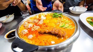 Extreme Thai Street Food  CRAZY TOM YUM LateNight Food Tour in Bangkok Thailand [upl. by Lorain]