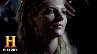 Vikings Lagertha and Bjorn are Welcomed Home Season 2 Episode 5  History [upl. by Arriet757]