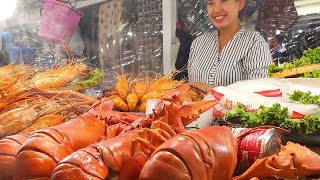 Street Food in Bangkok Thailand Best Stalls of Central World Square [upl. by Swayne808]