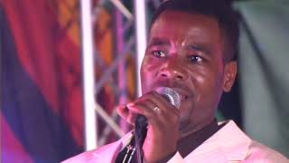 Charles Charamba KUNA MWARI KUDENGA live  HICC 2005 [upl. by Paulina]