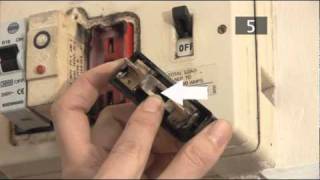 How To Change A Fuse In A Traditional Fuse Box [upl. by Emyle]