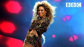 Beyoncé performs Irreplaceable  Glastonbury 2011  BBC [upl. by Lambert436]