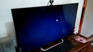 How to connect a USB webcam to a SMART tv [upl. by Nelleoj]