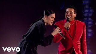 Smokey Robinson Jessie J  Cruisin Live At Edinburgh Castle2014 [upl. by Leifer769]