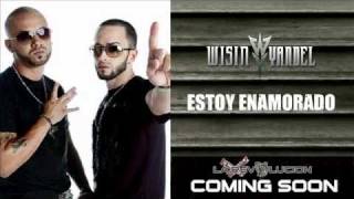 Wisin Y Yandel Estoy Enamorado ORIGINAL LYRICS REGGAETON 2010 [upl. by Llenral883]