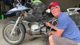 2005 R1200GS Throttle Cable replacement  THE EASYer WAY  PART 1 [upl. by Irv]